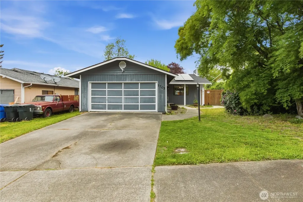 1705 S 88th Street Tacoma WA 98444