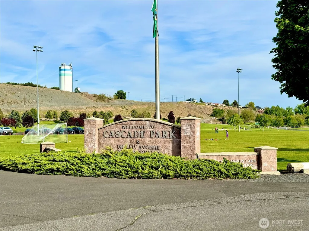 7566 Rainier Road NE Moses Lake WA 98837