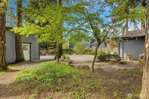 18320 Corliss Avenue N Shoreline WA 98133