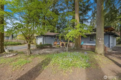 18320 Corliss Avenue N Shoreline WA 98133