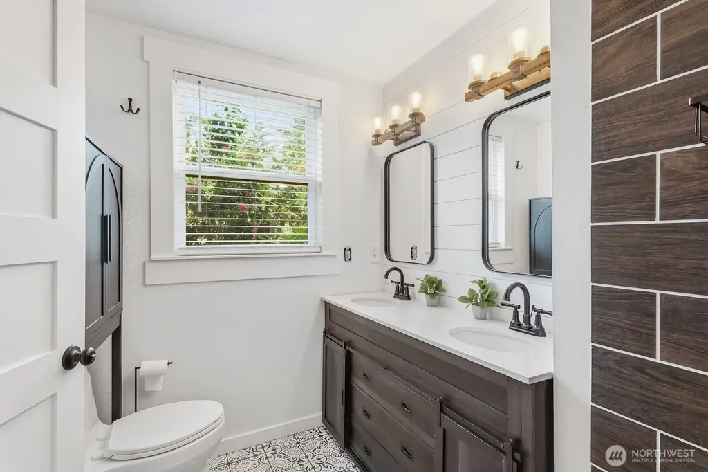 2249 Griffin Avenue Enumclaw WA 98022