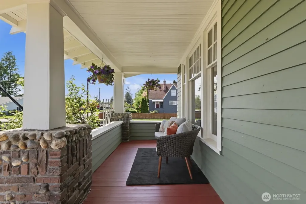 2249 Griffin Avenue Enumclaw WA 98022