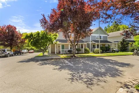718 Glen Avenue Snohomish WA 98290