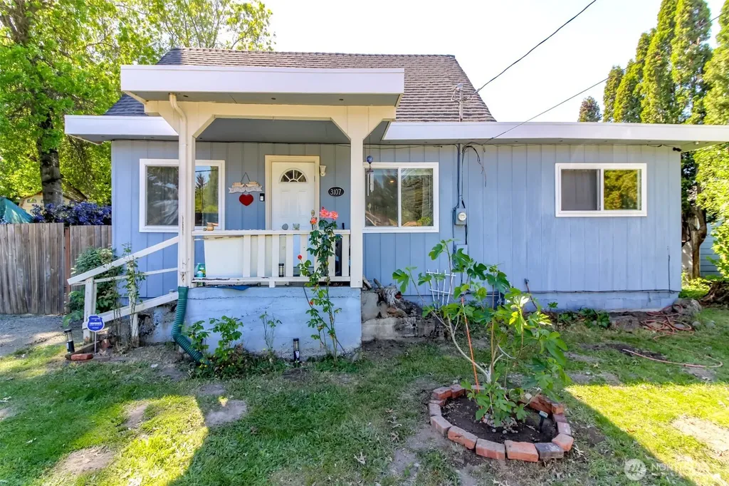 3107 C Street SE Auburn WA 98002