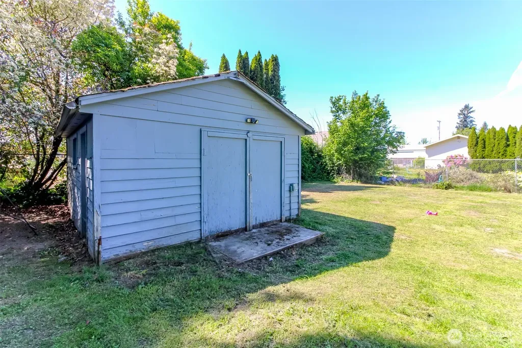 3107 C Street SE Auburn WA 98002