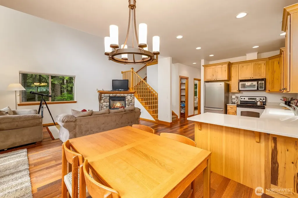 33006 Deer Park Lane Mount Vernon WA 98274