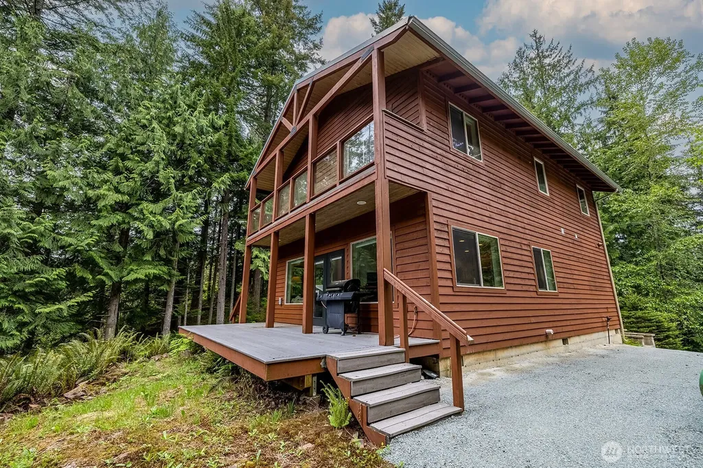 33006 Deer Park Lane Mount Vernon WA 98274