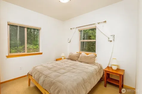 33006 Deer Park Lane Mount Vernon WA 98274