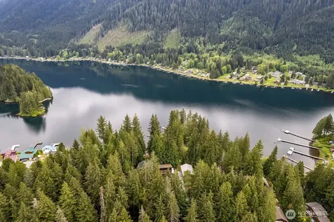 33006 Deer Park Lane Mount Vernon WA 98274