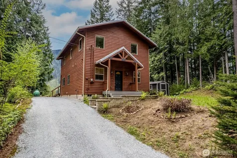 33006 Deer Park Lane Mount Vernon WA 98274