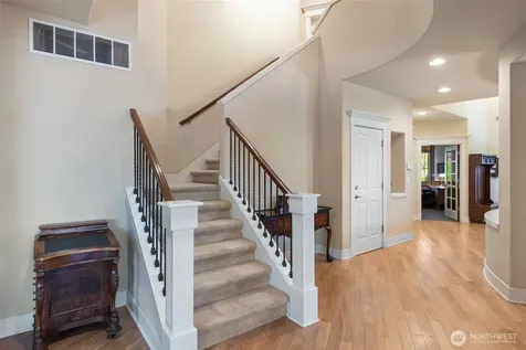 23431 NE 10th Place Sammamish WA 98074