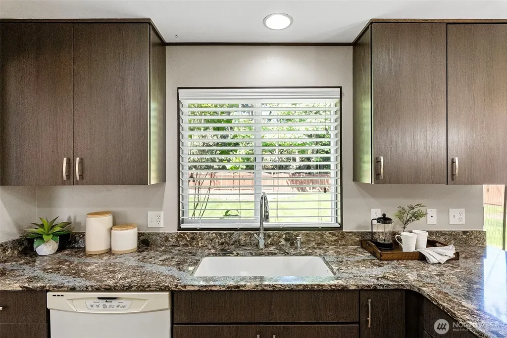 3804 17th Ave. Ct. NW Gig Harbor WA 98335