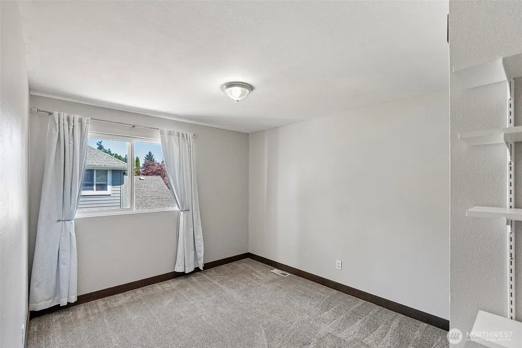 3804 17th Ave. Ct. NW Gig Harbor WA 98335