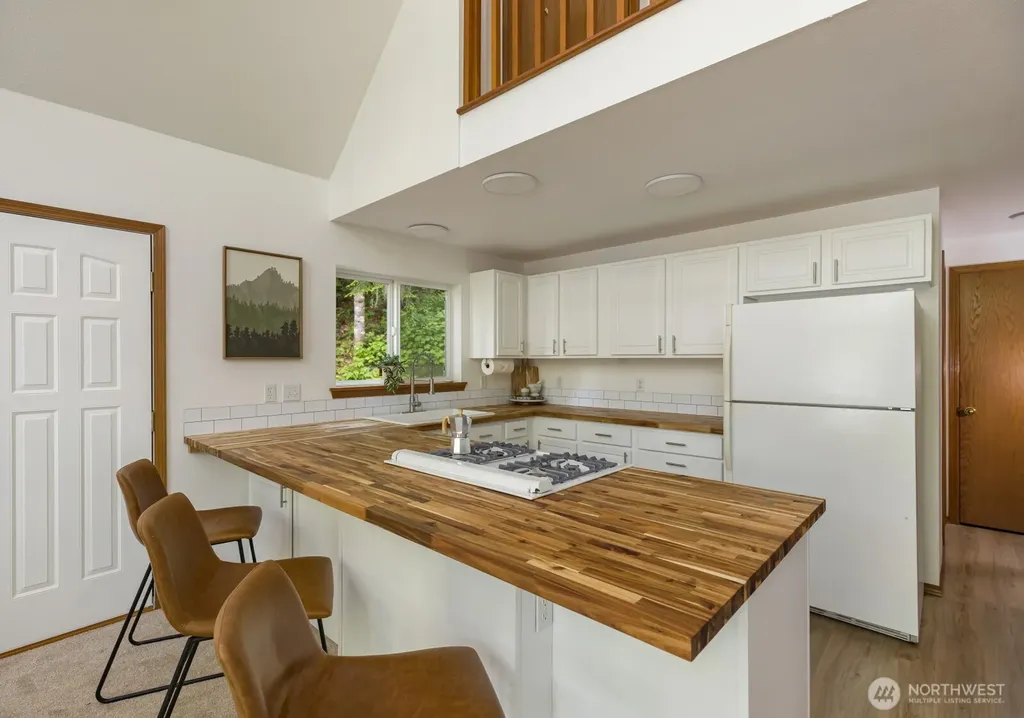 1620 W Cushman Ridge Road Hoodsport WA 98563