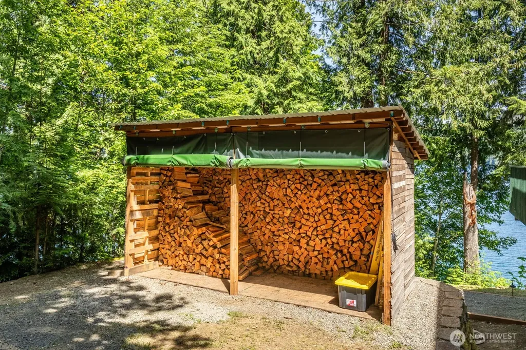 1620 W Cushman Ridge Road Hoodsport WA 98563