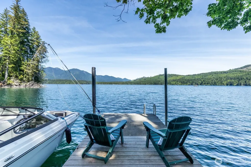 1620 W Cushman Ridge Road Hoodsport WA 98563
