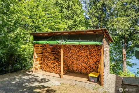 1620 W Cushman Ridge Road Hoodsport WA 98563