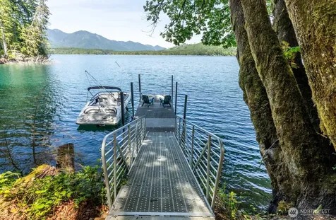 1620 W Cushman Ridge Road Hoodsport WA 98563