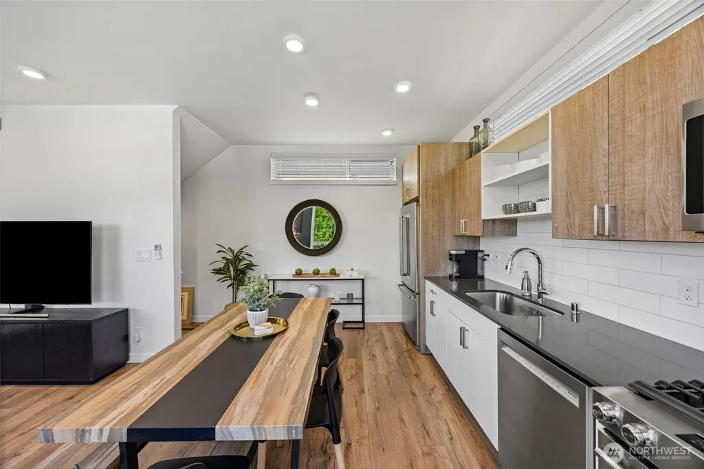 2203 22nd Avenue S Seattle WA 98144