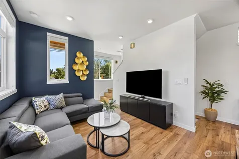 2203 22nd Avenue S Seattle WA 98144
