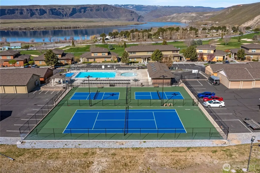 9234 Canyon Drive NW Quincy WA 98848