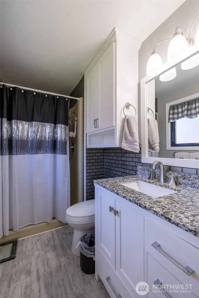 137 Sunnyside Drive Centralia WA 98531