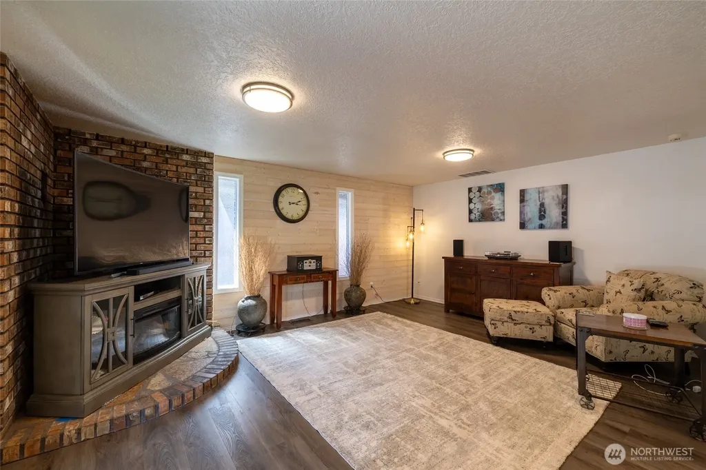 137 Sunnyside Drive Centralia WA 98531