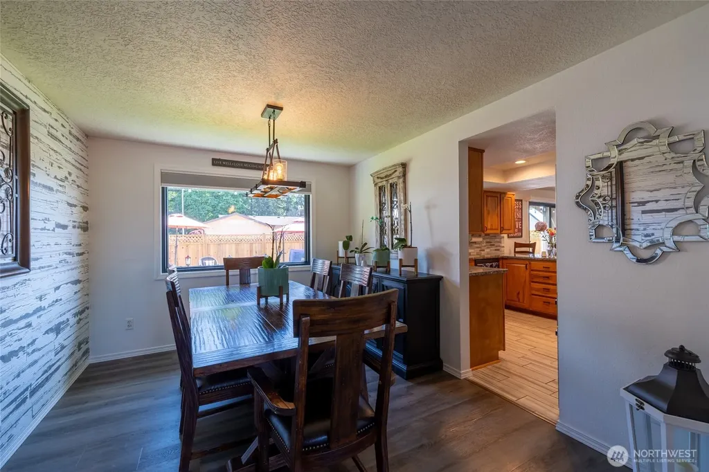 137 Sunnyside Drive Centralia WA 98531