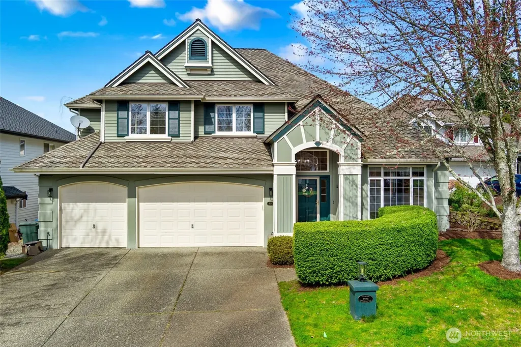 8012 NE 151st Court Kenmore WA 98028