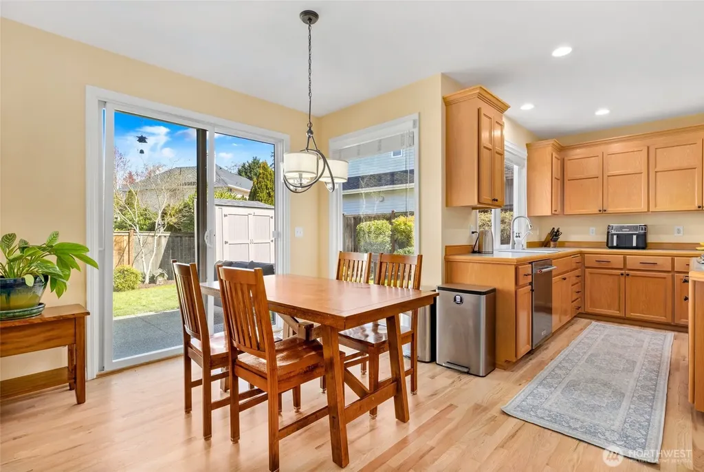 8012 NE 151st Court Kenmore WA 98028