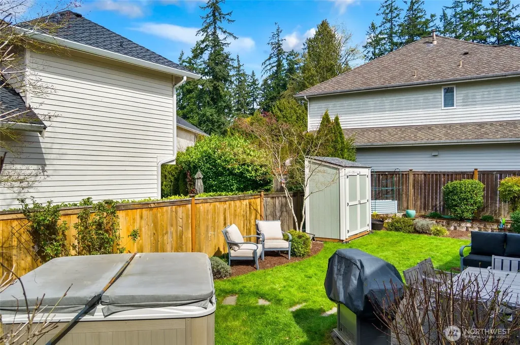 8012 NE 151st Court Kenmore WA 98028