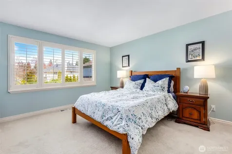 8012 NE 151st Court Kenmore WA 98028