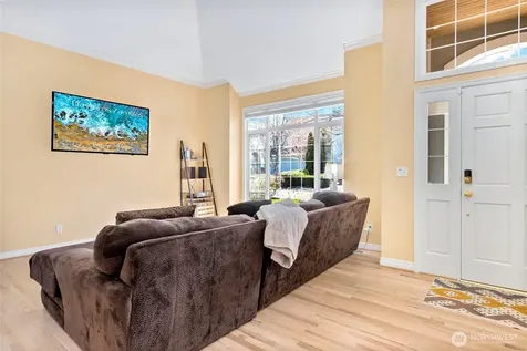 8012 NE 151st Court Kenmore WA 98028