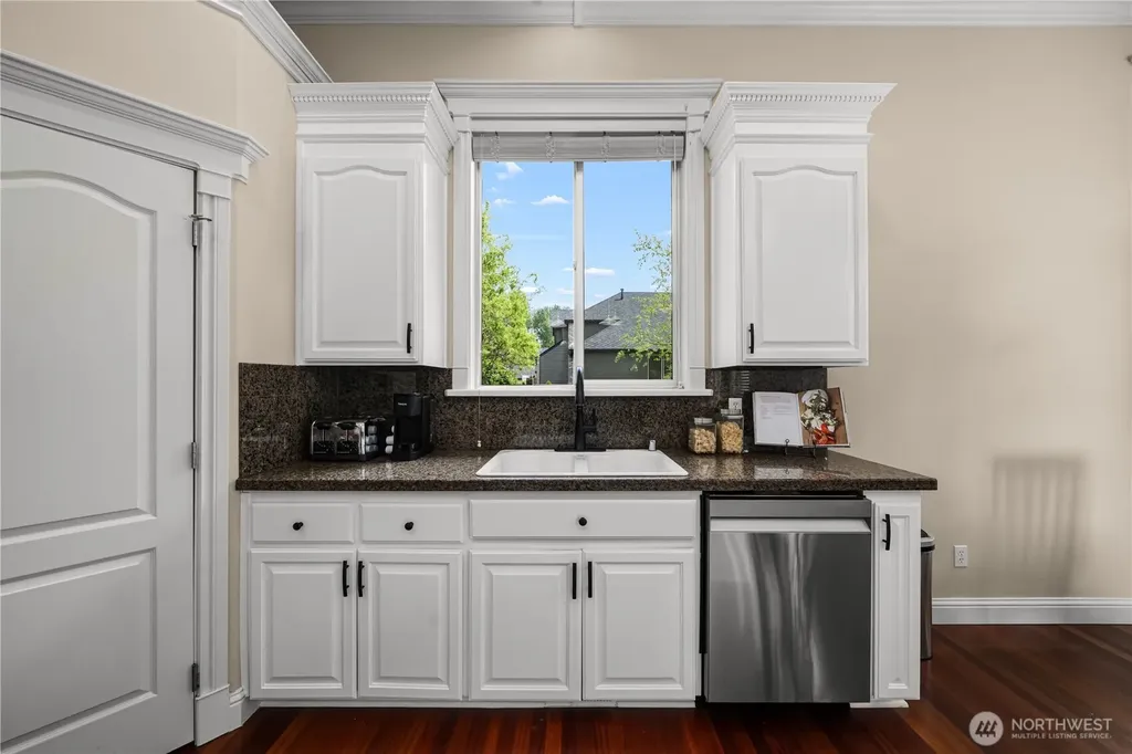 12208 151st Street E Puyallup WA 98374