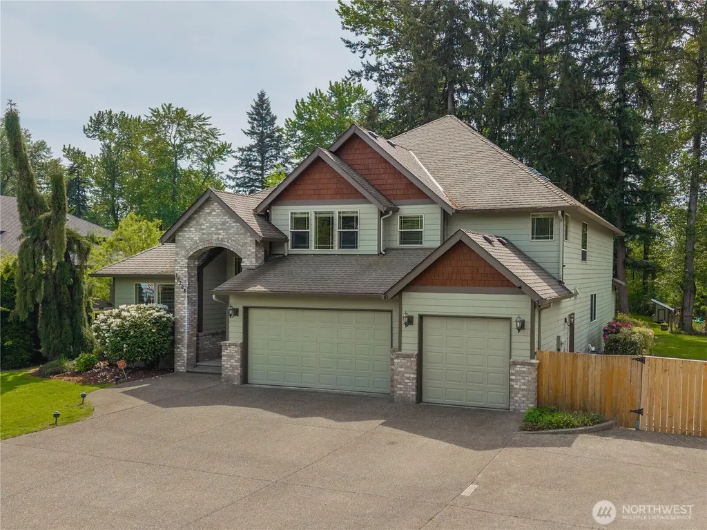 12208 151st Street E Puyallup WA 98374