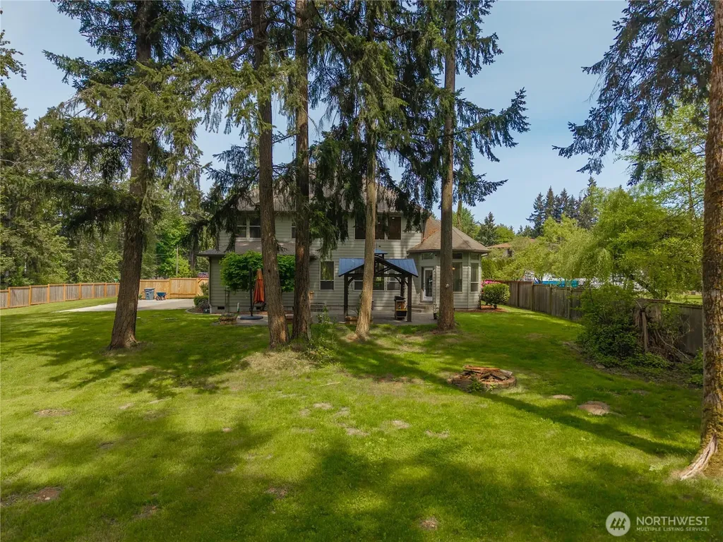 12208 151st Street E Puyallup WA 98374