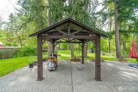12208 151st Street E Puyallup WA 98374