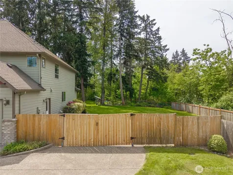 12208 151st Street E Puyallup WA 98374