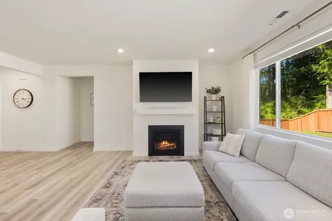 16907 127th Avenue Ct E Puyallup WA 98374