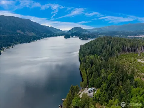 34605 N Shore Drive Mount Vernon WA 98274