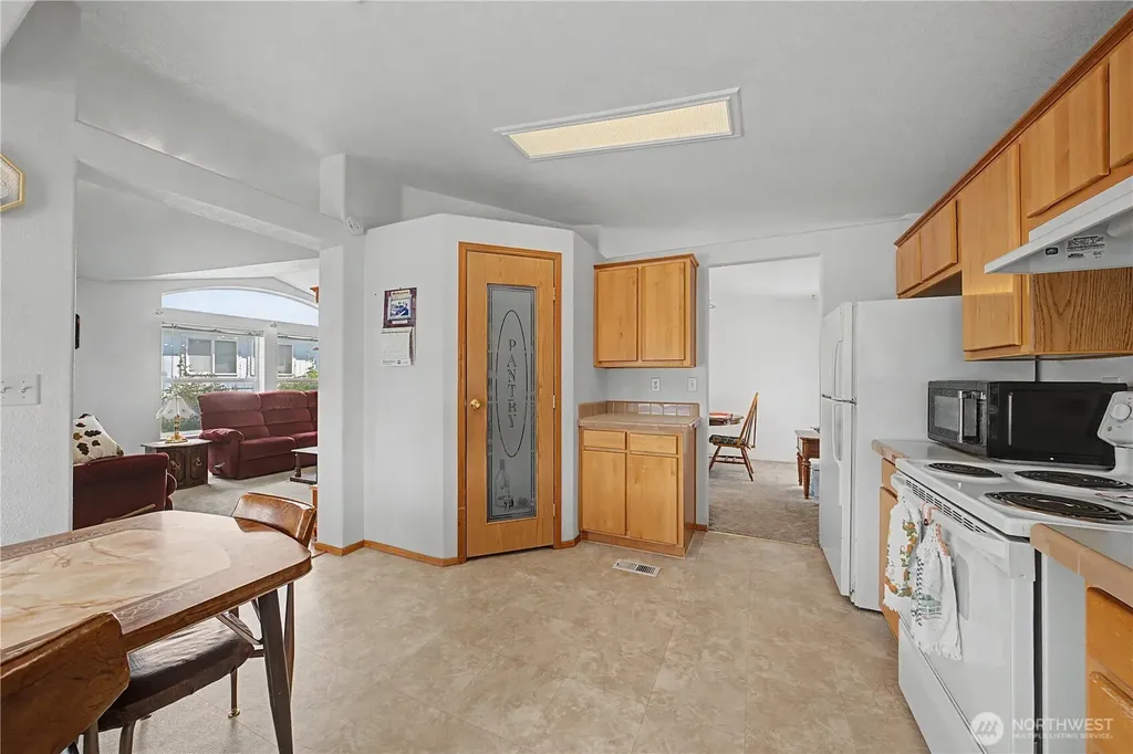 426 7th Ave SE Ephrata WA 98823