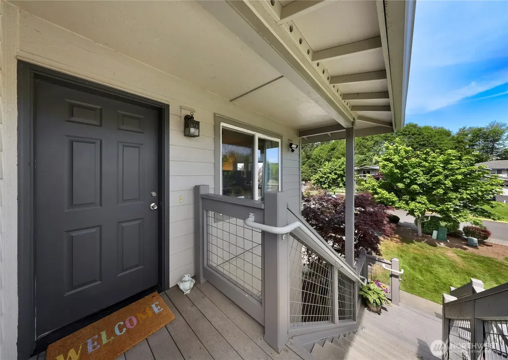 1389 Bayview Court Blaine WA 98230