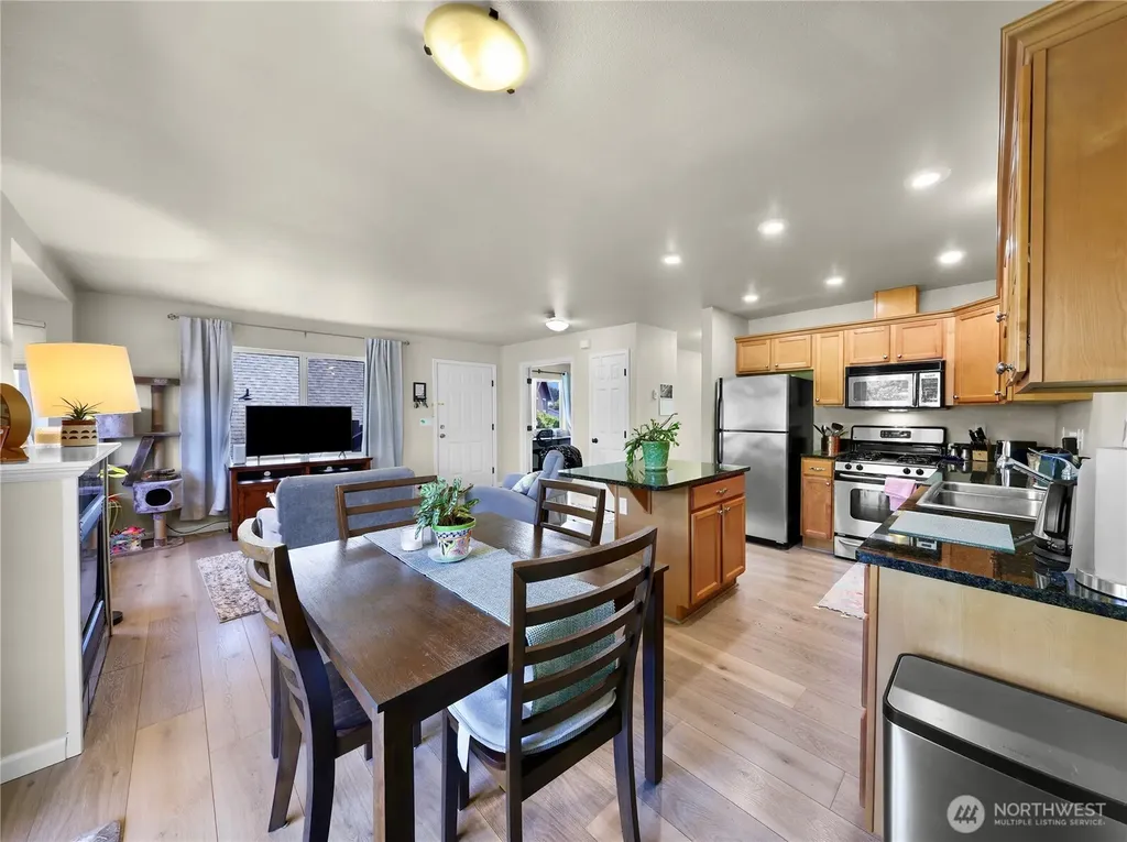 1389 Bayview Court Blaine WA 98230