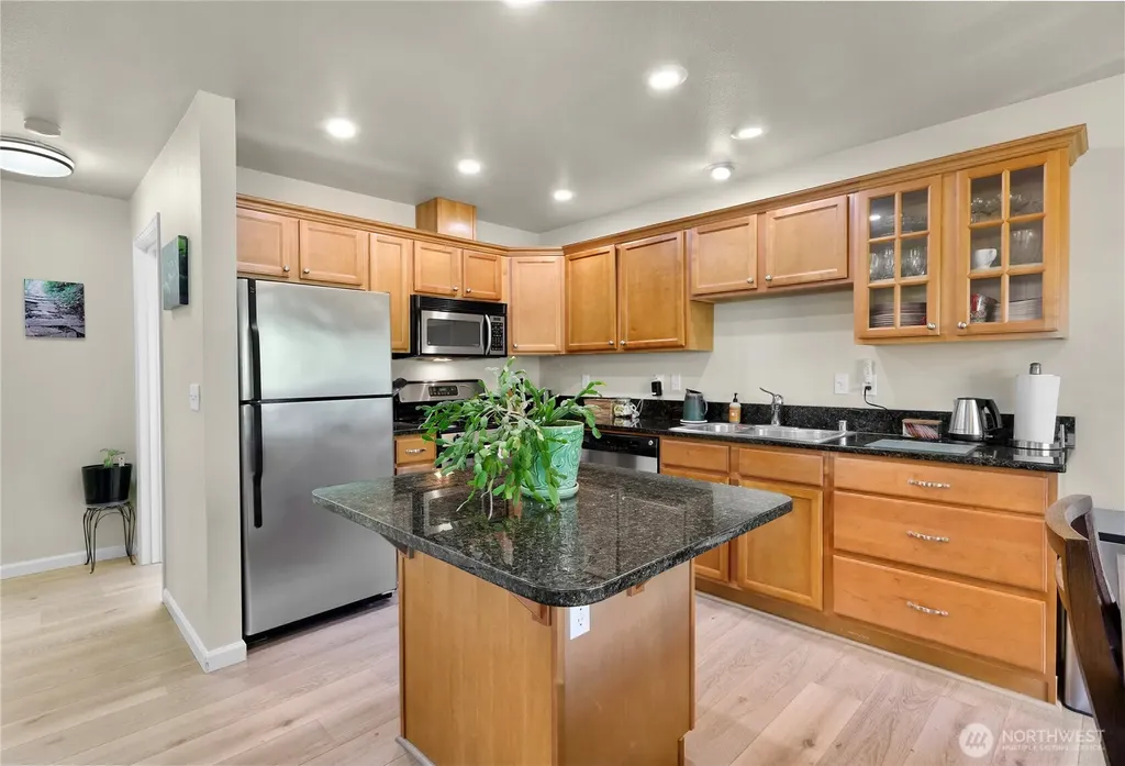 1389 Bayview Court Blaine WA 98230