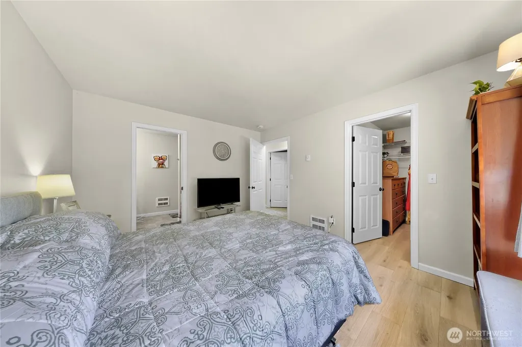 1389 Bayview Court Blaine WA 98230