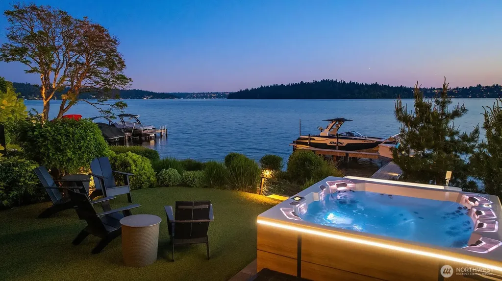 4041 W Mercer Way Mercer Island WA 98040