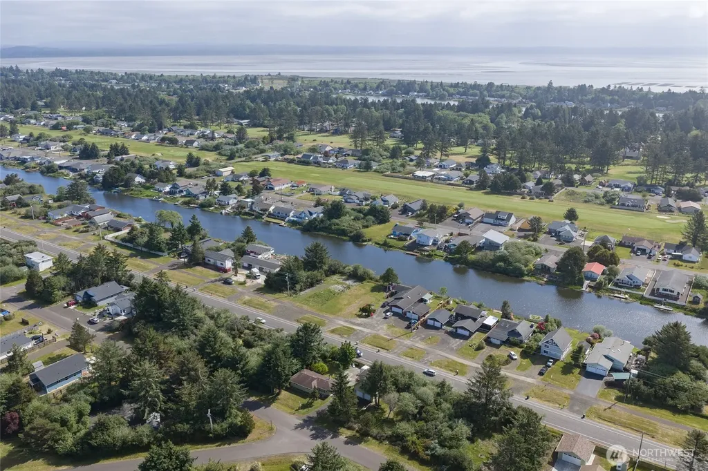248 NW Ensign Avenue Ocean Shores WA 98569