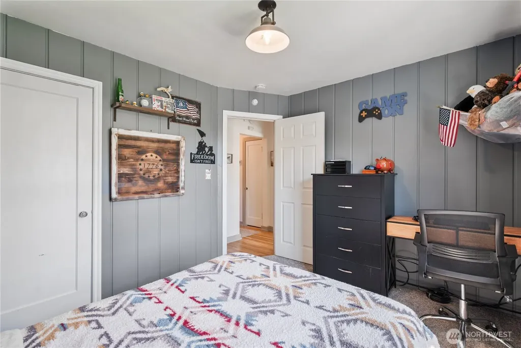 1022 22nd Avenue Longview WA 98632