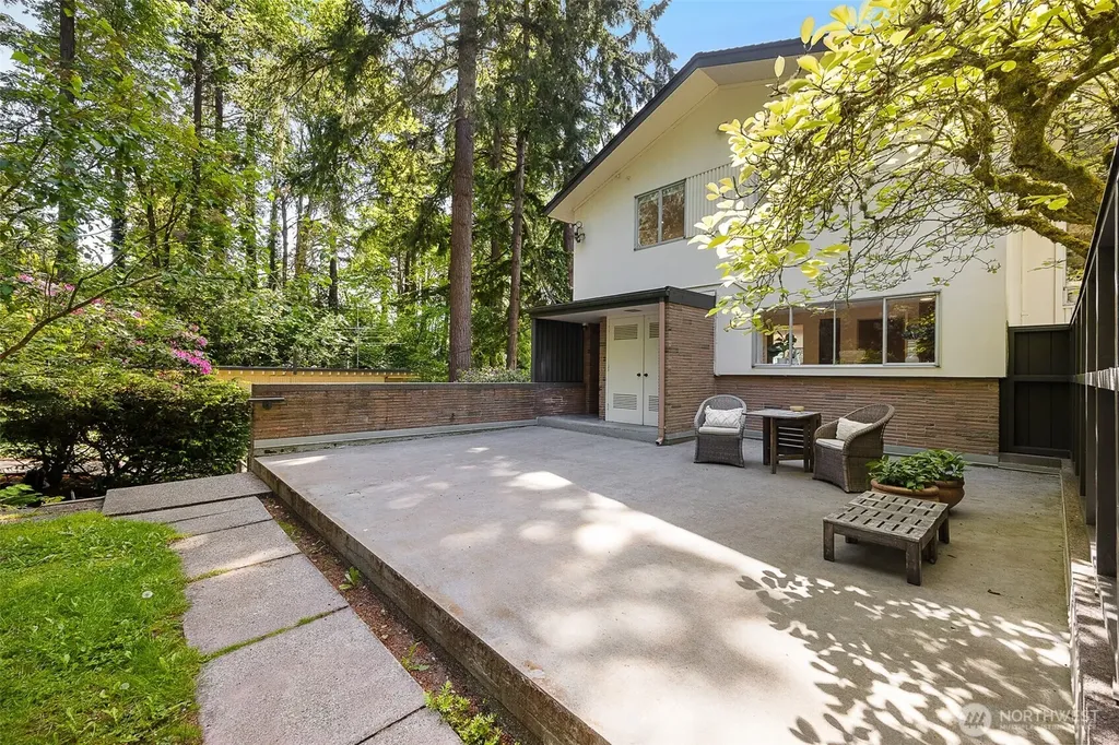 2700 SW 156th Street Burien WA 98166