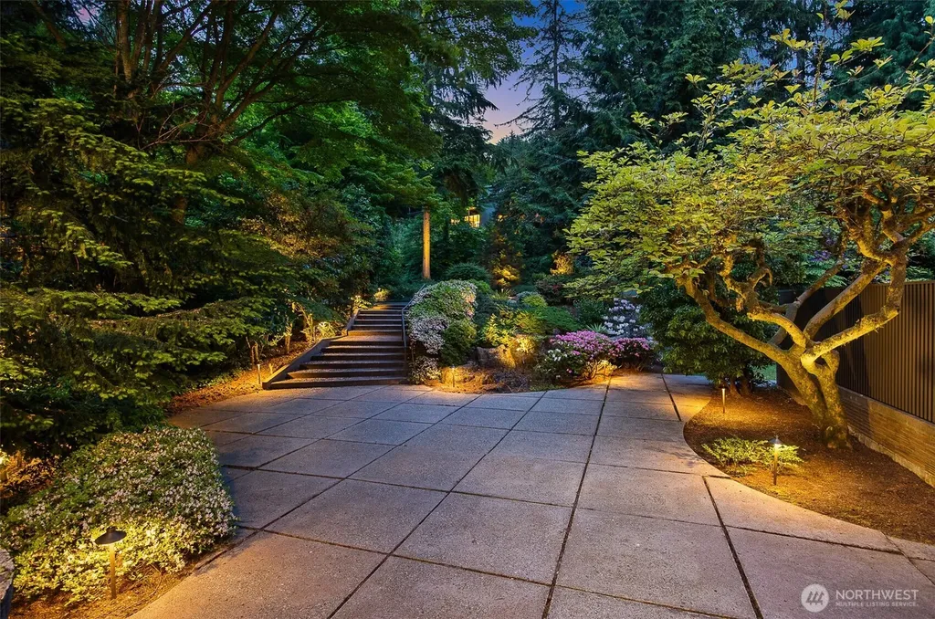 2700 SW 156th Street Burien WA 98166